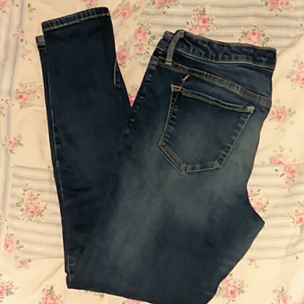 Ripped jeggings